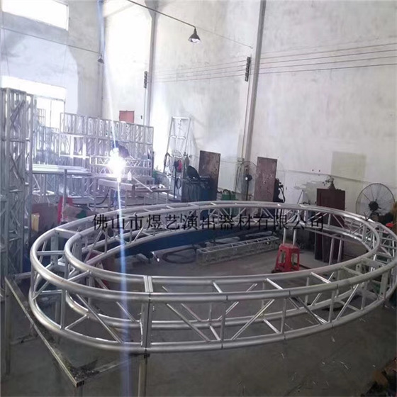 ���μܡ���Ʒ