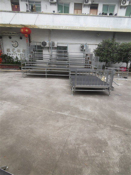 ��̨���ϳ�̨