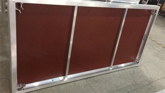 ����������̨